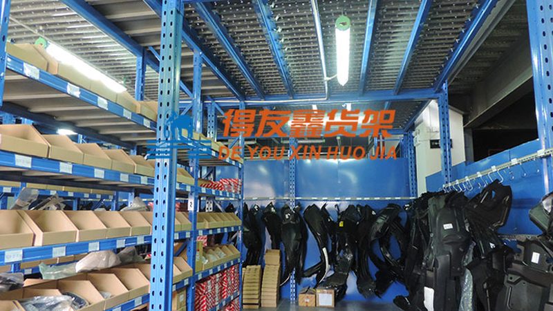 在选择潍坊农用发动机配件批发公司时，可以从以下几个方面进行考量：
